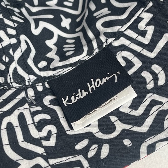NWT Keith Haring Heart Bucket Hat - Picture 6 of 8